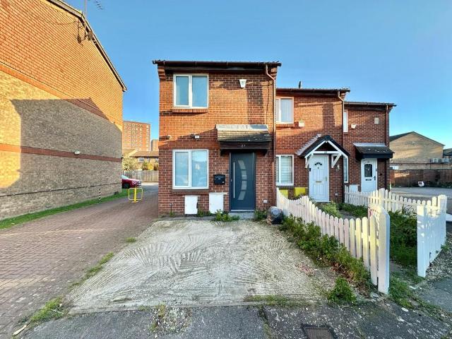 House for sale in Hayes, Greater London