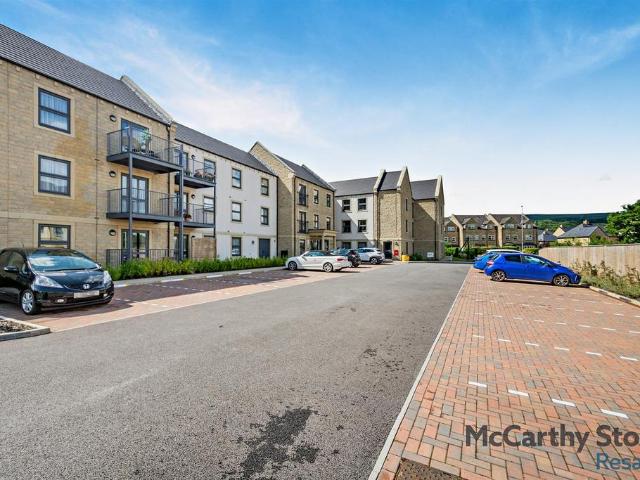 Flat for sale in Burley-in-Wharfedale, Burley In Wharfedale