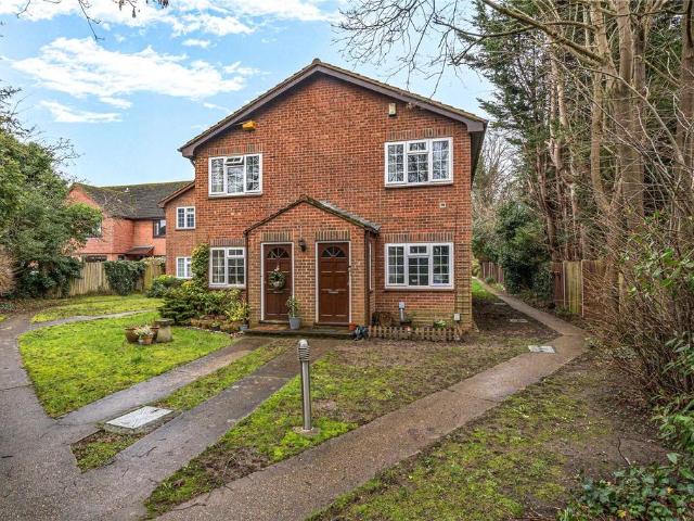 House for sale in Ramsden, Greater London