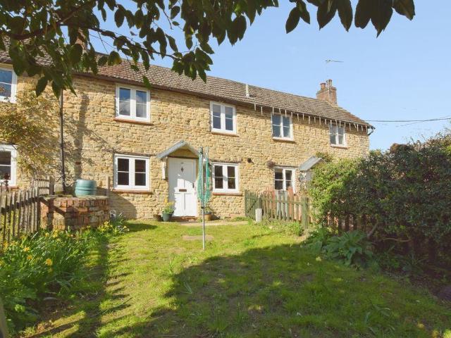 House for sale in Harrold, Bedford