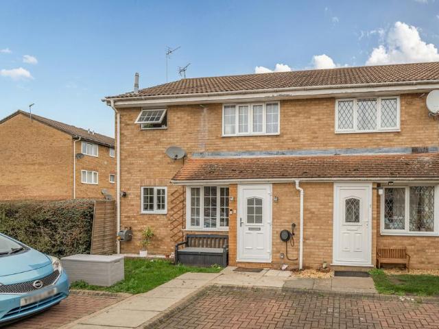 House for sale in Yiewsley, Greater London
