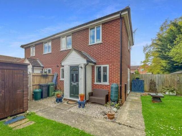 House for sale in Chipping Hill, Essex