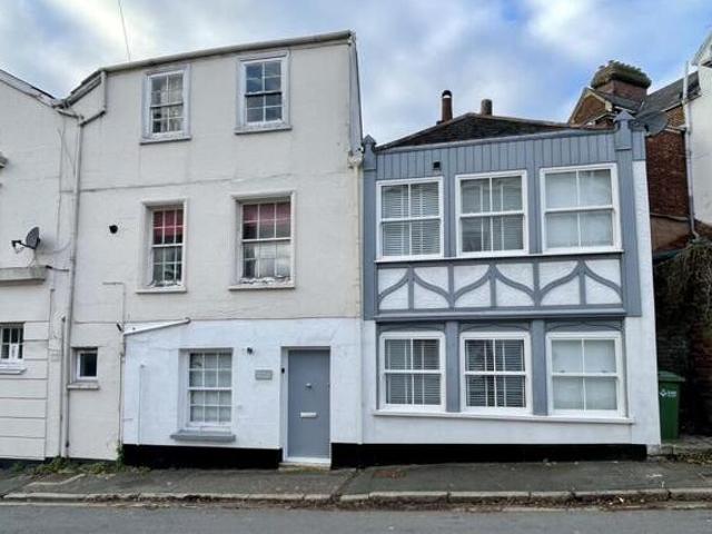 House for sale in Watergate, Devon