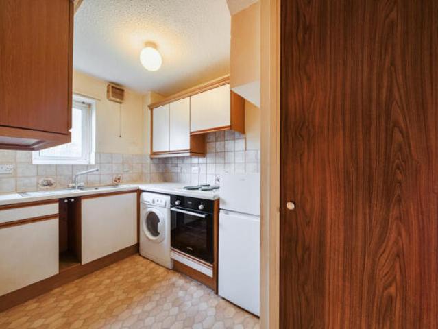 House for sale in London Borough of Merton, Mitcham