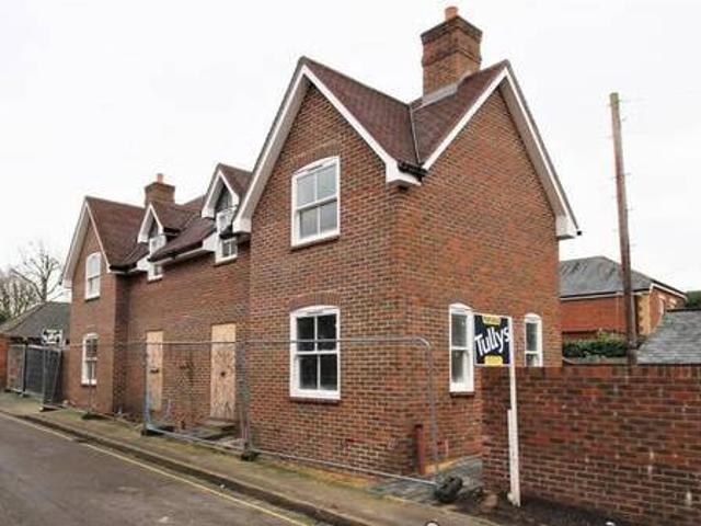 House for sale in Hampshire