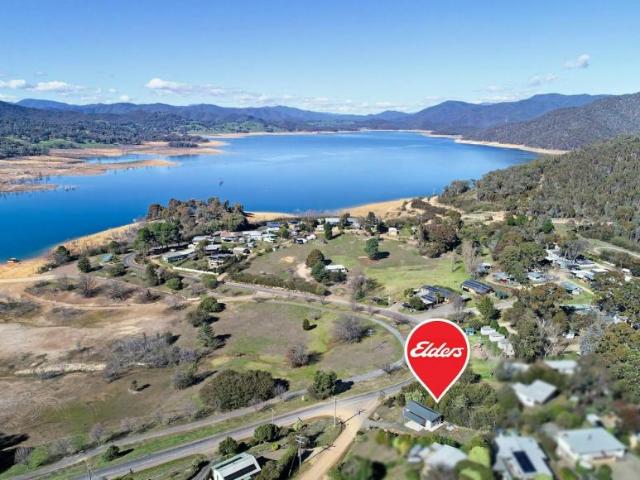 House for sale in Goughs Bay