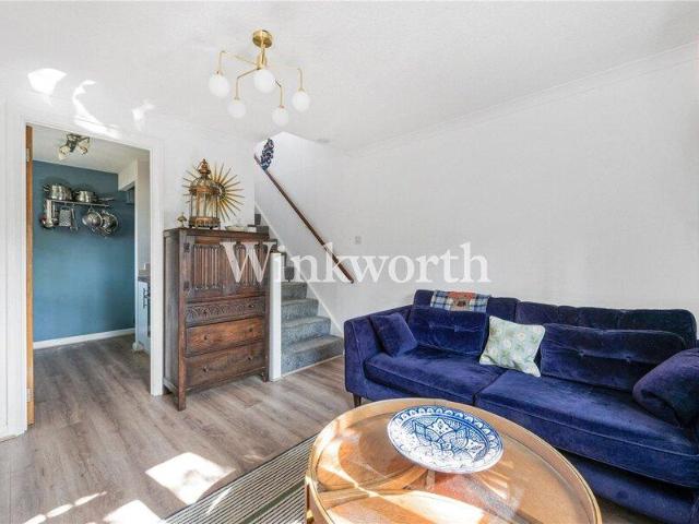 House for sale in Cat Hill, England