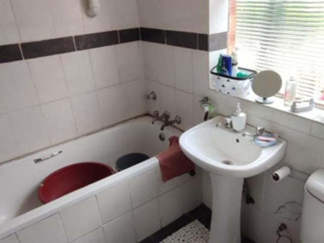 Apartment for sale in Dr Kenneth Kaunda, North West