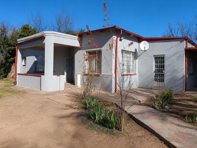 House for sale in Dordrecht, Eastern Cape