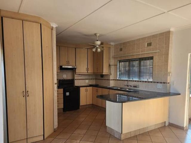 House for rent in Seaview, Kwazulu-natal
