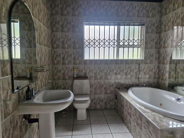 House for sale in eMalahleni, Emalahleni Local Municipality