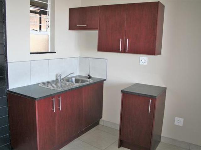 House for rent in Vosloorus, Gauteng