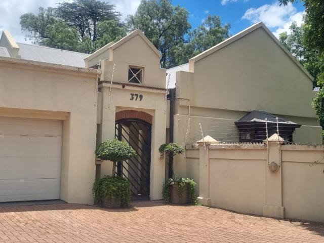 House for rent in Waterkloof, Gauteng