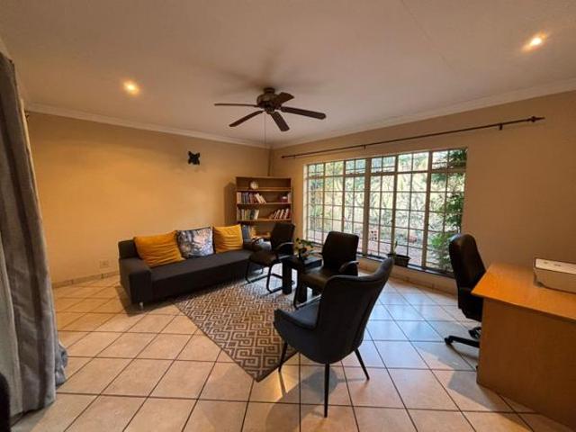 House for rent in Waterkloof, Gauteng