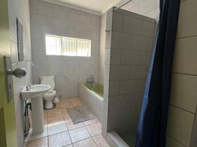 House for rent in Waterkloof, Gauteng