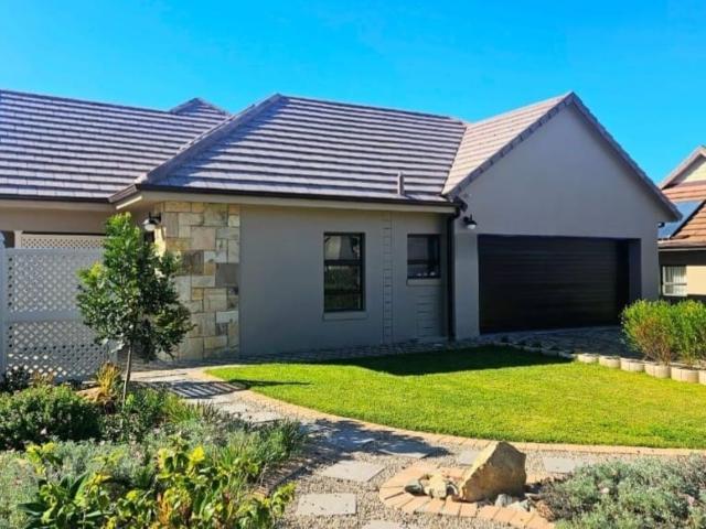 House for sale in Groot Brak Rivier, Western Cape