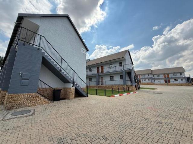 Apartment for sale in Dr Kenneth Kaunda, North West
