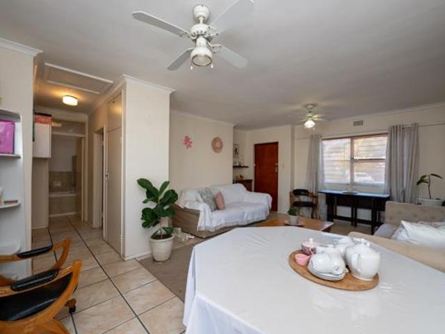 House for sale in Cape Town, Western Cape