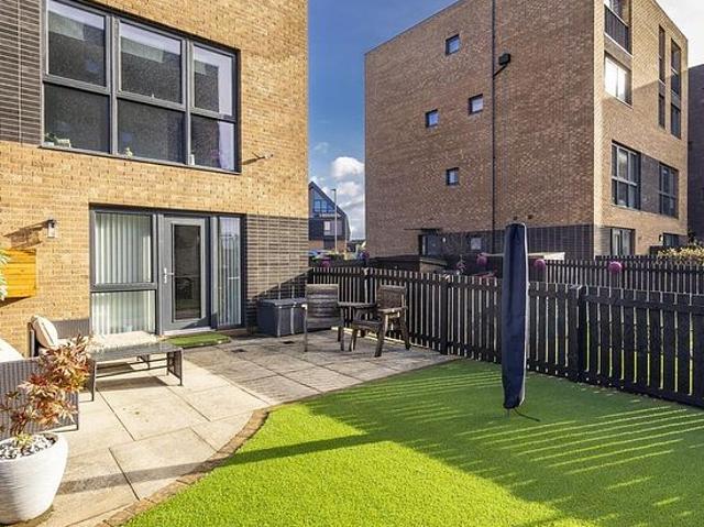 House for rent in Newbank, Scotland