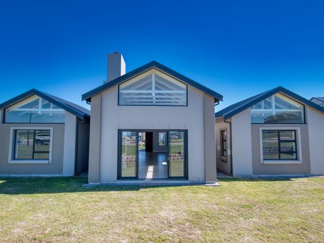 House for sale in Groot Brak Rivier, Western Cape