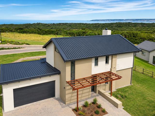 House for sale in Groot Brak Rivier, Western Cape