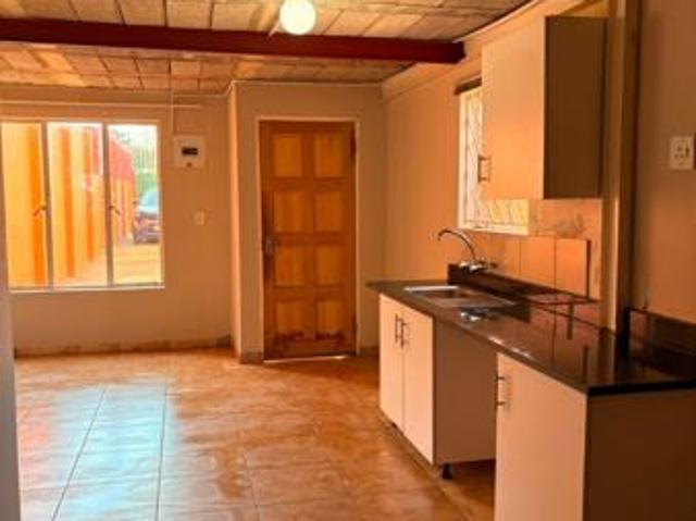 House for rent in Vosloorus, Gauteng