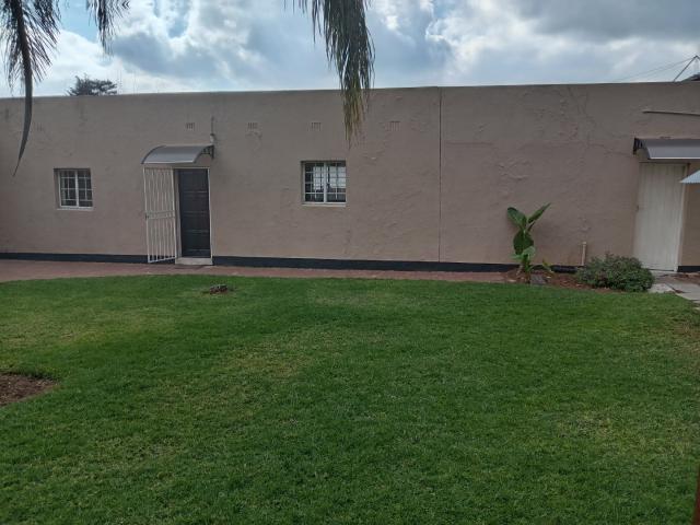House for rent in Vosloorus, Gauteng