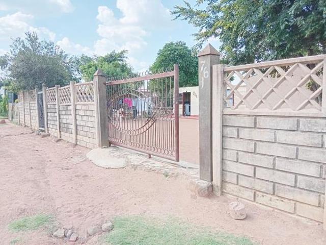 House for sale in Hartbeespoort Dam Nature Reserve, North West