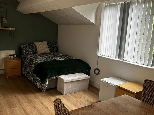 House for rent in Stoneycroft, Liverpool