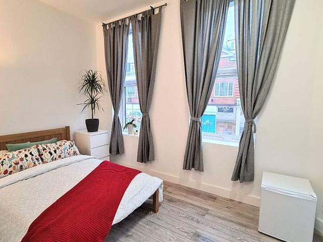 House for rent in Kilburn, Greater London