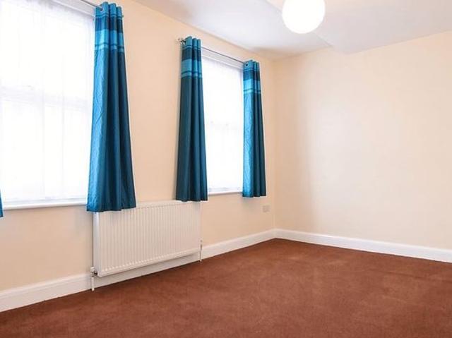 House for rent in Harlesden, Greater London