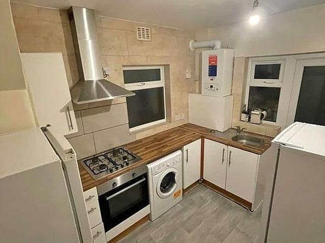House for rent in Dollis Hill, Greater London