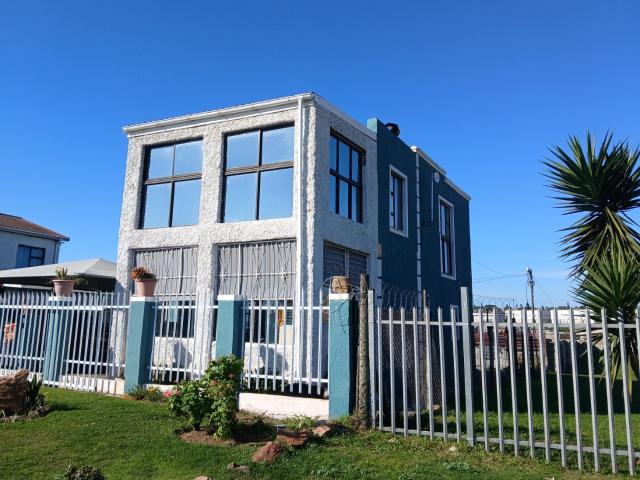 House for sale in Groot Brak Rivier, Western Cape