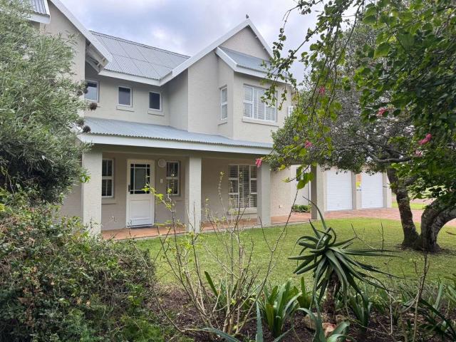 House for sale in Groot Brak Rivier, Western Cape