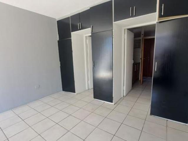 House for rent in Waterkloof, Gauteng