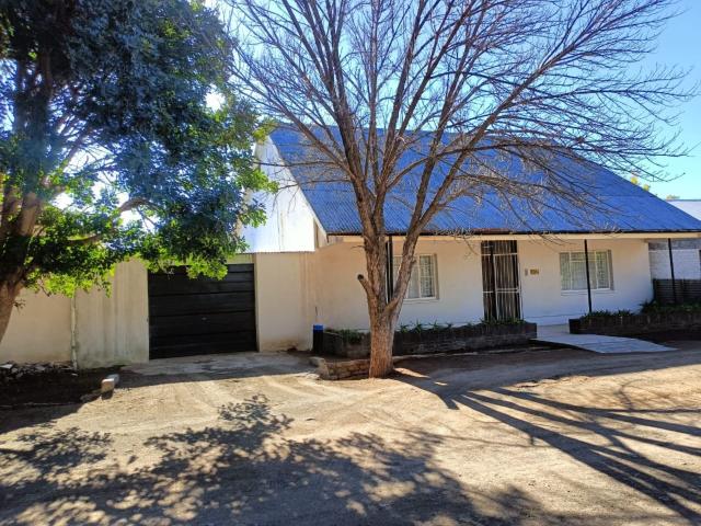 House for sale in Murraysburg, Western Cape