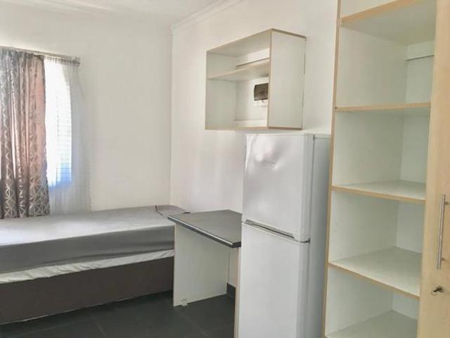 Room for rent in Seaview, Kwazulu-natal