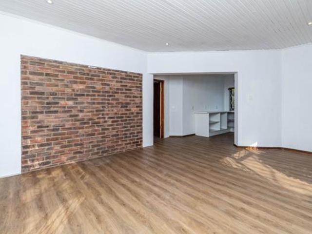 House for rent in Vosloorus, Gauteng