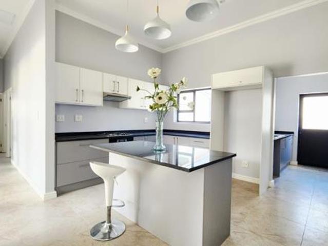House for sale in Durbanville, Western Cape