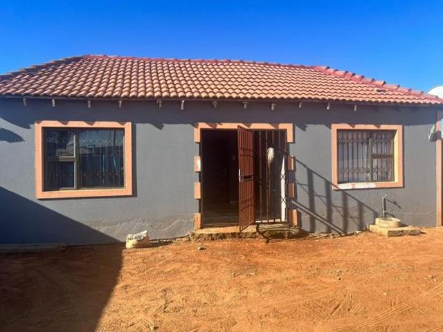 House for rent in Vosloorus, Gauteng