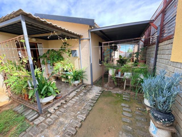 House for sale in Frances Baard, Northern Cape