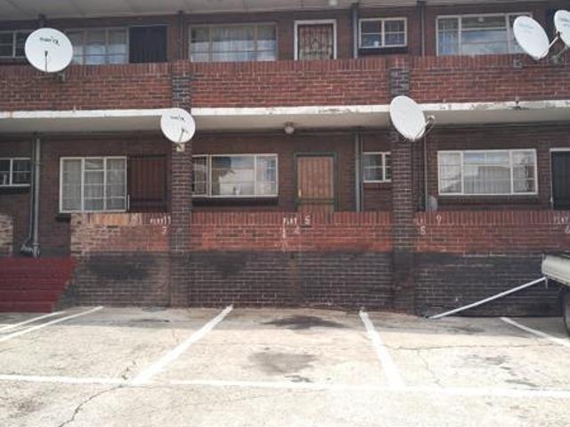 House for rent in Vosloorus, Gauteng