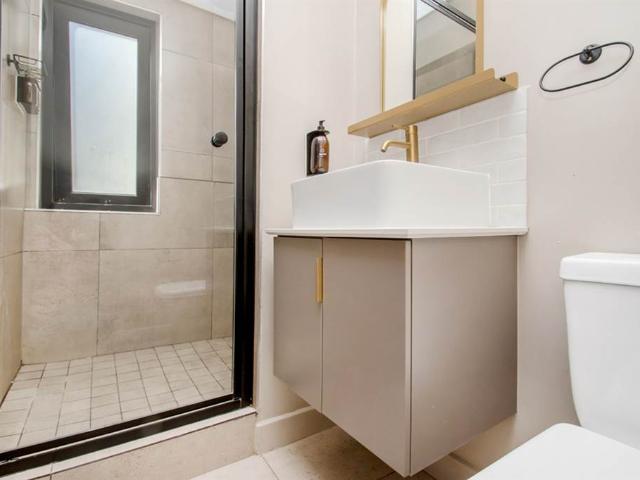 House for sale in Johannesburg, North & Sandton