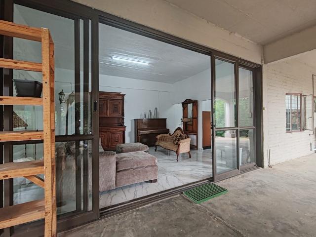 House for rent in Hartbeespoort Dam Nature Reserve, North West