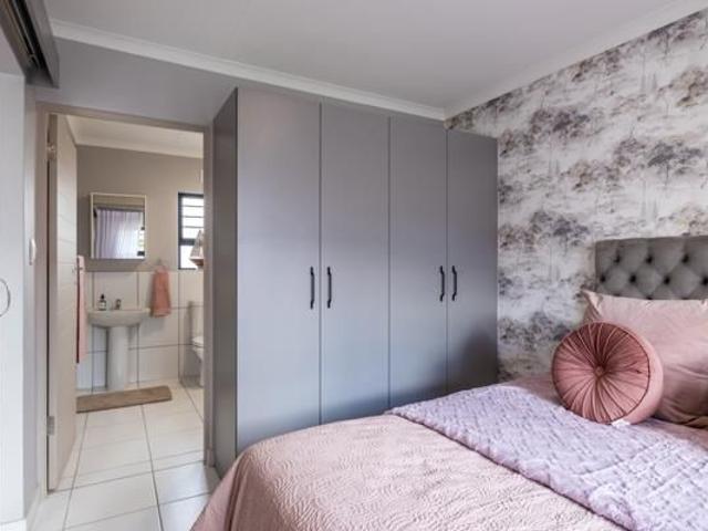 House for rent in Waterkloof, Gauteng