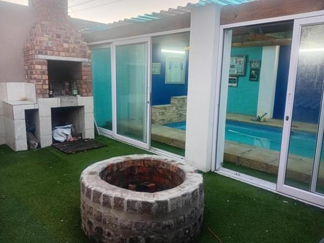 House for sale in Cape Town, Western Cape