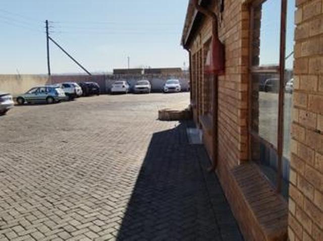 House for sale in Vosloorus, Gauteng