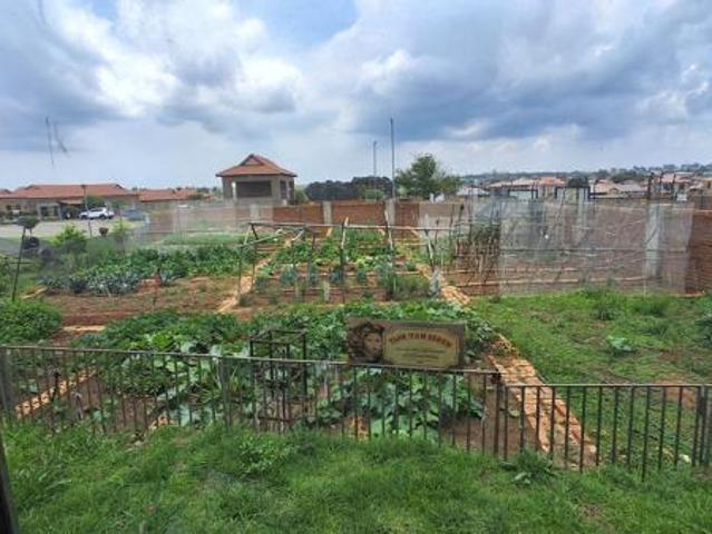 Townhouse for sale in Gert Sibande, Mpumalanga