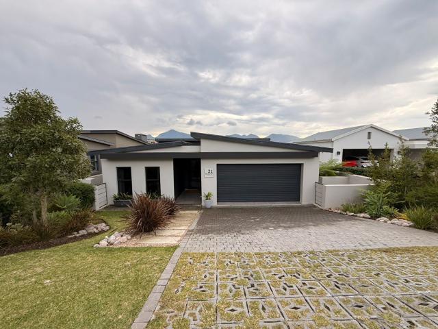 House for sale in Groot Brak Rivier, Western Cape