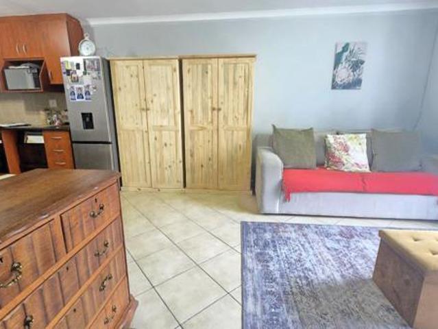 House for sale in Cape Town, Western Cape